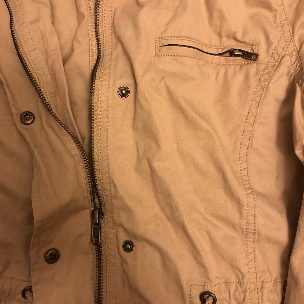 Tan jacket - Picture 3 of 3